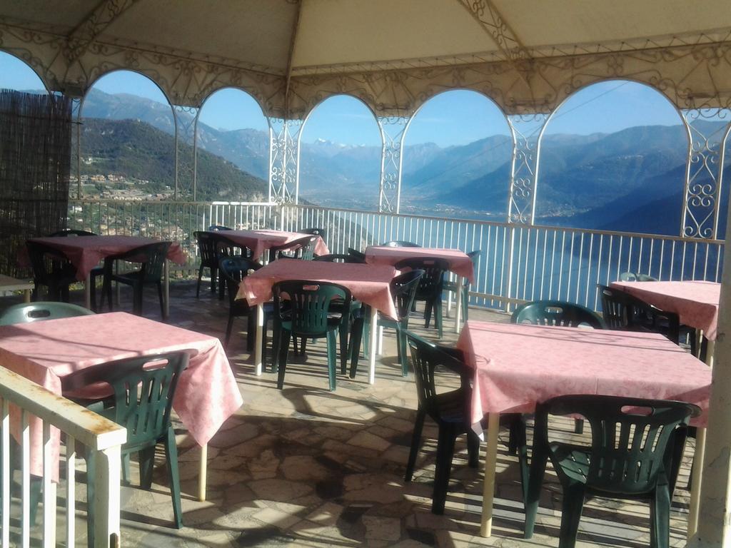 Hotel Poggio D'Oro Riva di Solto Bagian luar foto