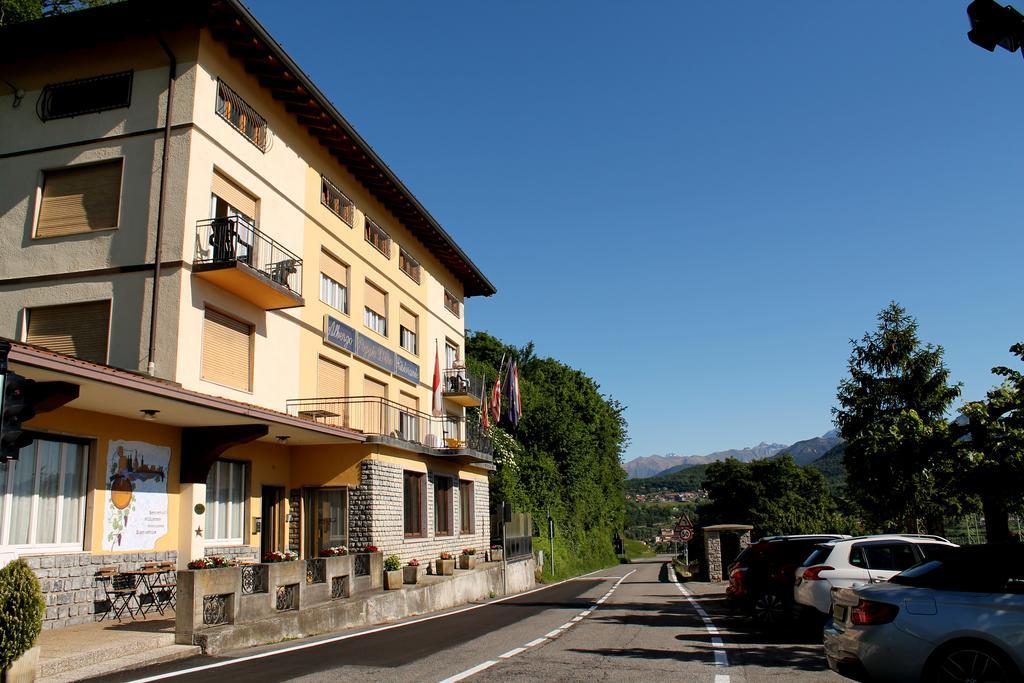 Hotel Poggio D'Oro Riva di Solto Bagian luar foto